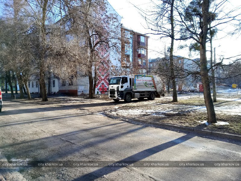 У лютому з Харкова вивезли понад 172 тисячі кубометрів побутових відходів