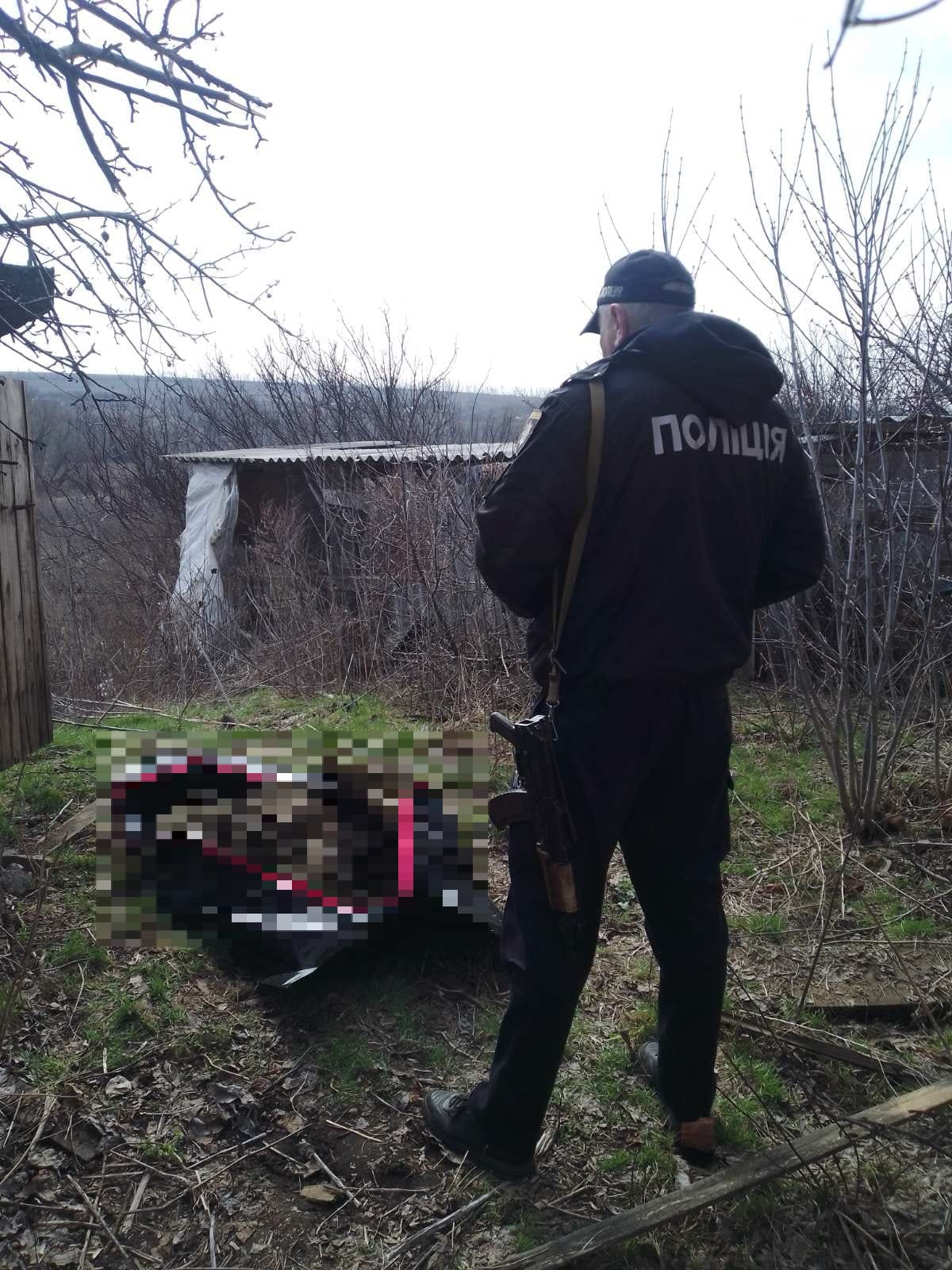 Загинули під час авіаудару: поліцейські Харківщини продовжують фіксувати злочини росіян