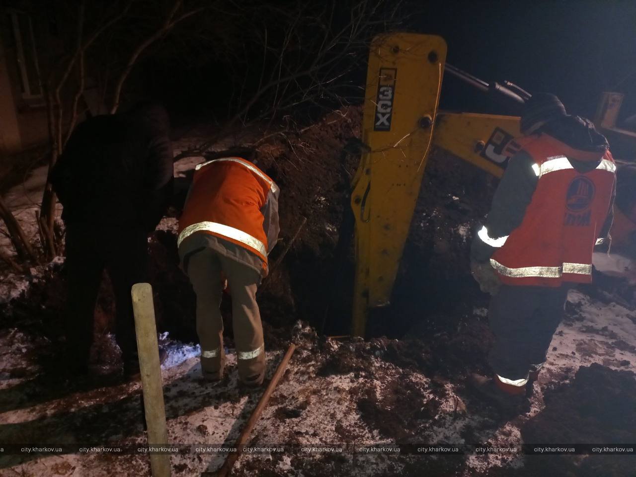 «Тепломережі» вночі локалізували дефект на магістралі