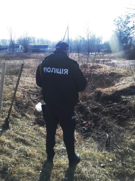 Поліція вилучила тіло чоловіка, який загинув внаслідок російської агресії в Ізюмському районі