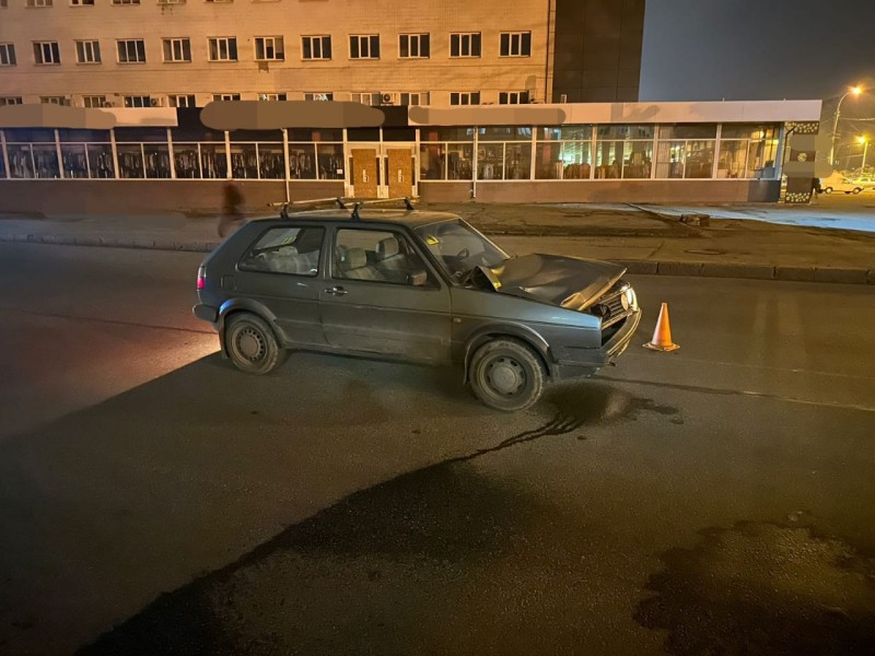 У Харкові під колесами автомобіля загинула жінка