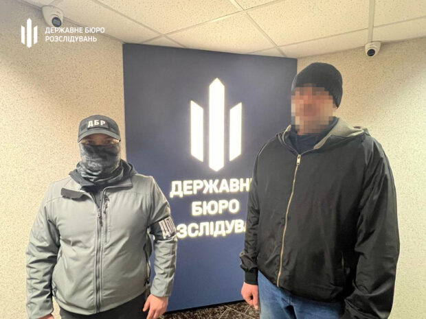 ДБР затримало експравоохоронця, який під час окупації Ізюма працював екологом на окупантів (