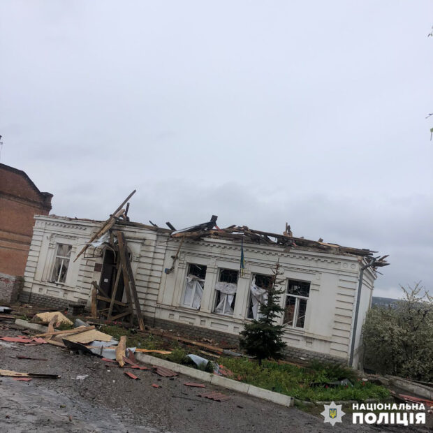 Окупанти обстріляли центр міста Куп'янськ ракетами С-300