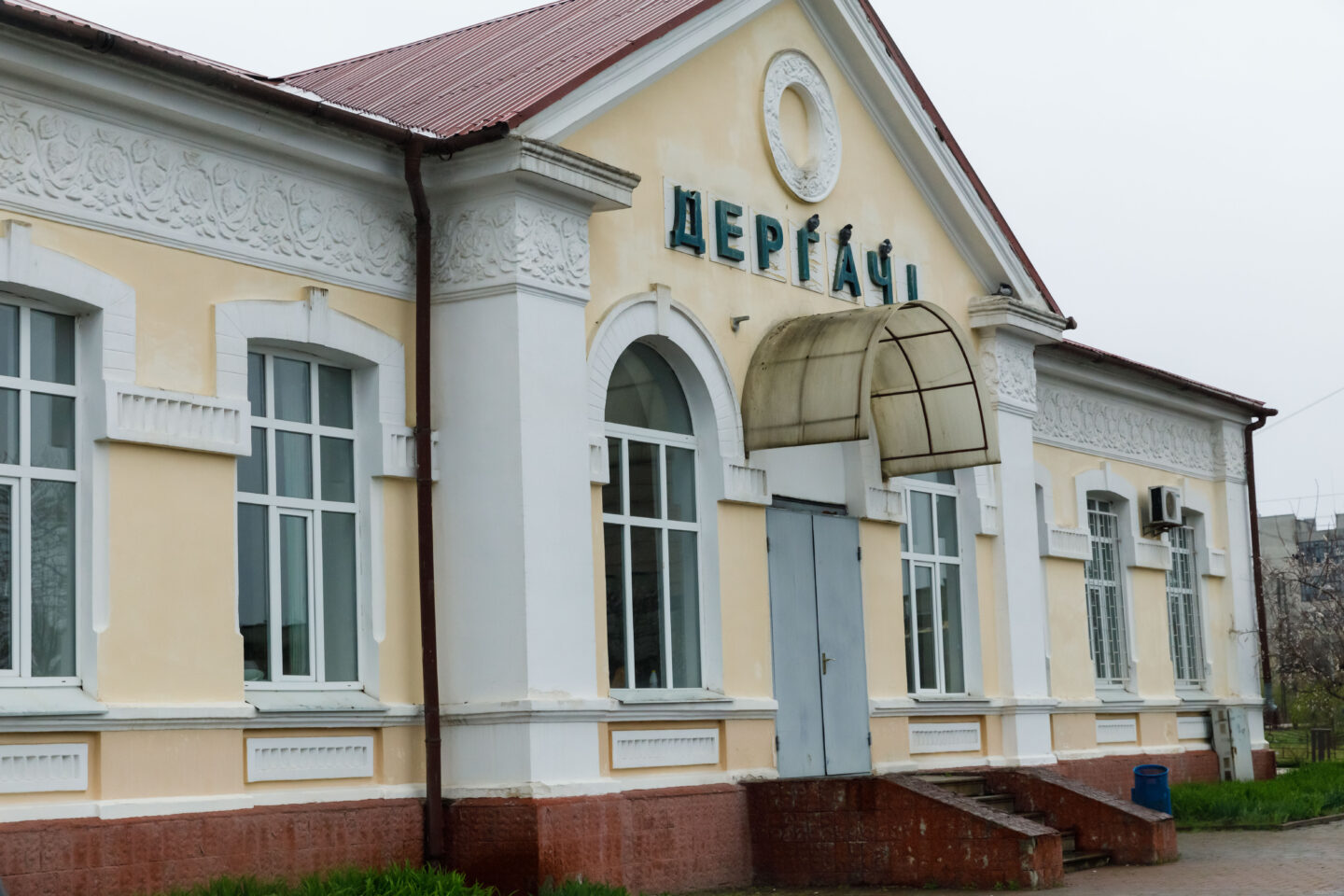 Додаткові піротехнічні підрозділи розміновуватимуть критичну інфраструктуру Дергачівщини
