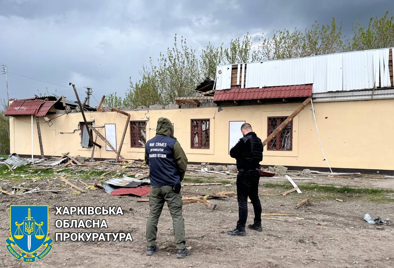 Правоохоронці зафіксували наслідки чергових ворожих обстрілів Харківщини