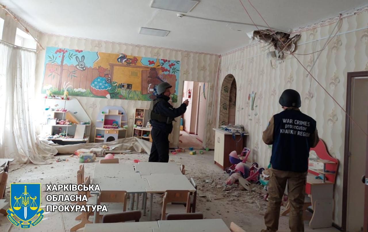Окупанти вчергове обстріляли населені пункти Харківщини: правоохоронці задокументували наслідки