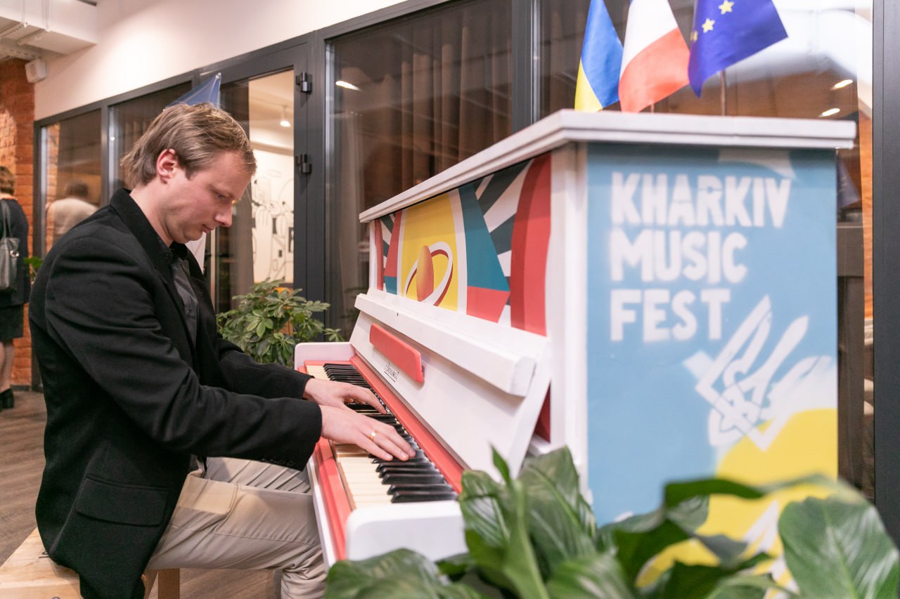 В Харків повертаються розфарбовані піаніно проєкту Art Piano
