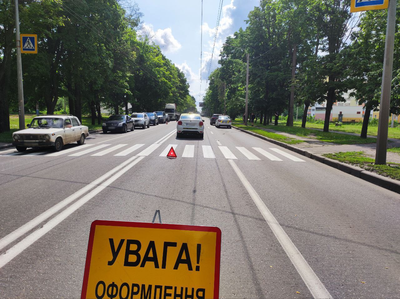 У Харкові на пішохідному переході водій збив жінку