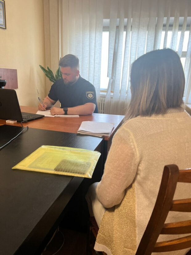 Закликала до повалення конституційного ладу України: у Вовчанську викрили чергову колаборантку