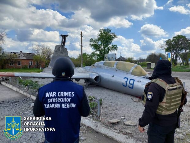 Росіяни обстріляли місто Вовчанськ: правоохоронці зафіксували наслідки