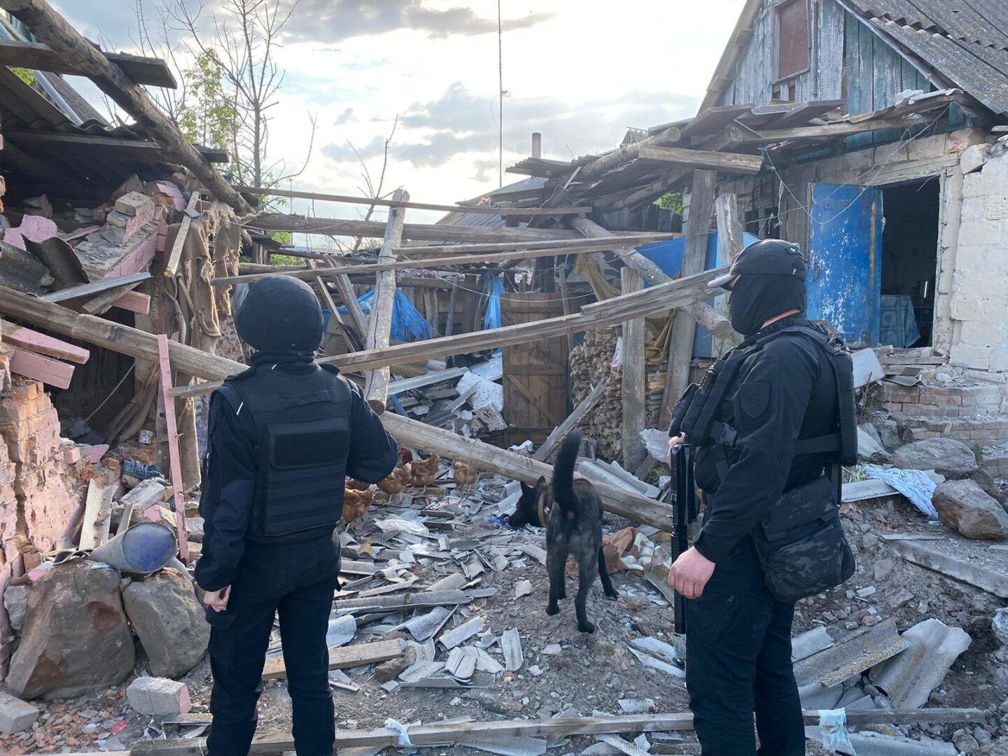 В результаті обстрілів на Харківщині загинули дві людини: слідчі зафіксували воєнні злочини окупантів