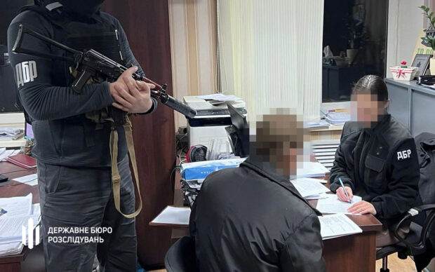 Старшому майстру Борівського лісництва, який прислужував окупантам, загрожує 10 років за ґратами
