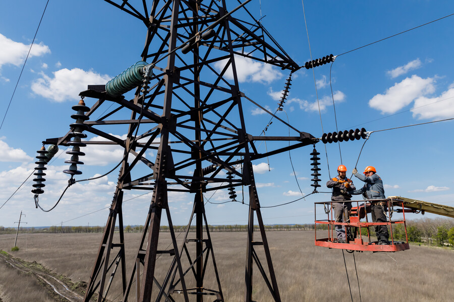 Упродовж травня на Харківщині зможуть повернути світло для майже 4000 споживачів