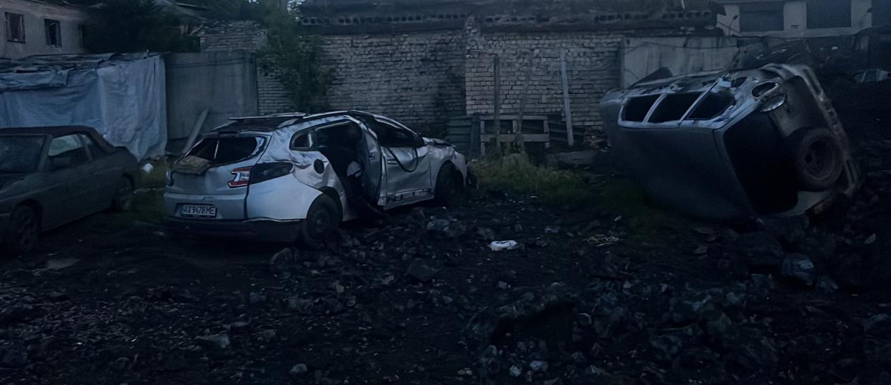 Вночі росіяни ракетами обстріляли місто Харків: слідчі зафіксували наслідки воєнних злочинів окупантів