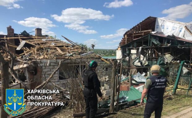 Ракетні удари по Чугуєву та черговий обстріл Куп‘янська: правоохоронці зафіксували наслідки ворожих атак з боку рф