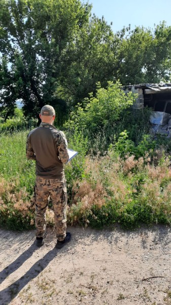 В Ізюмі на невідомому предметі підірвався чоловік