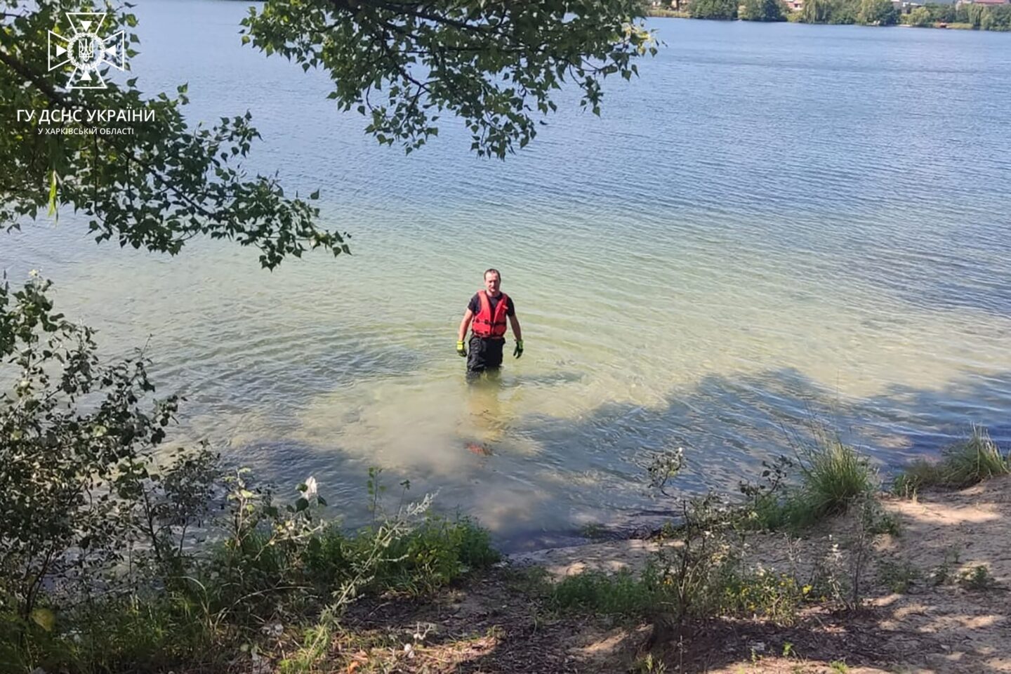 На водоймі в Безлюдівці на Харківщині в 15 м від берега знайшли потопельника