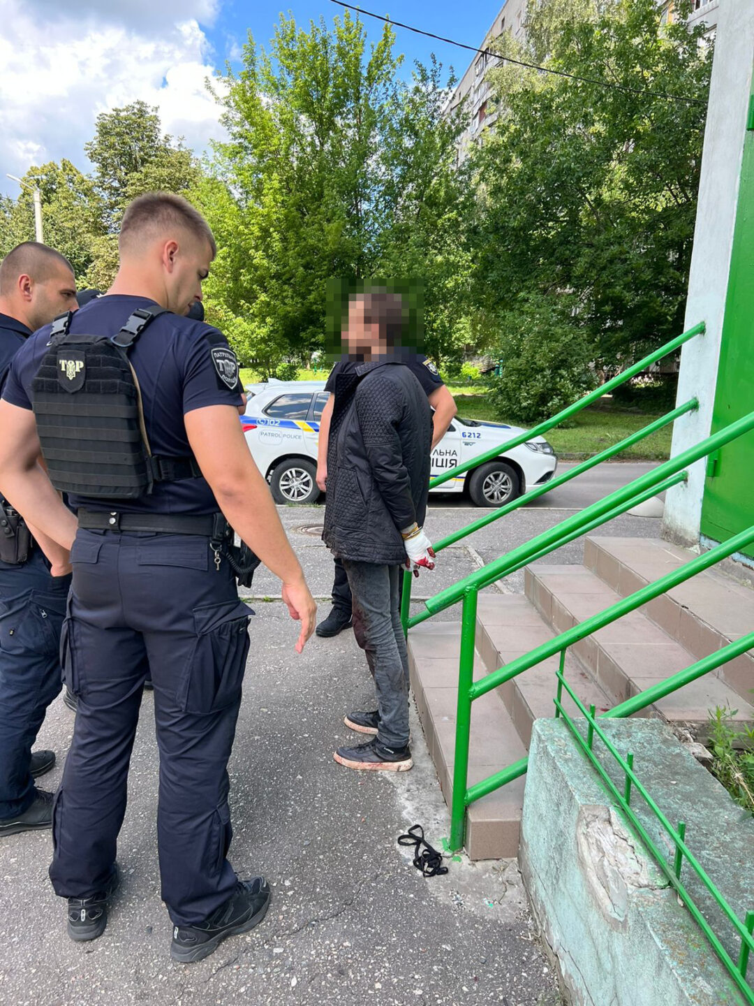 У Харкові 20-річний хлопець вбив трьох людей, викрав автівку та спричинив ДТП зі смертельними наслідками