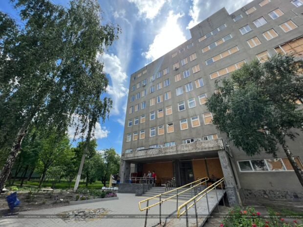 Терехов доручив підготувати до відкриття поліклініку на Північній Салтівці