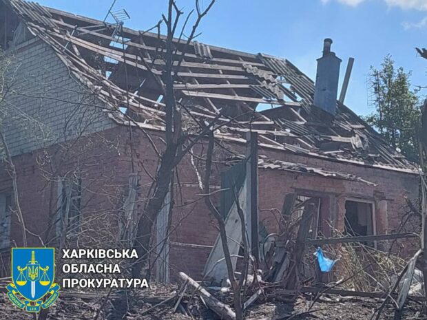 Вовчанськ вкотре під ударом російських окупантів: є поранений