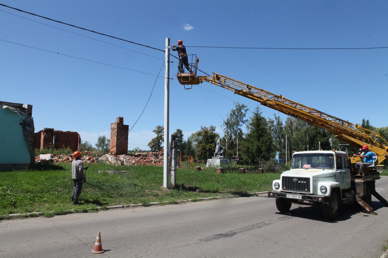 У прикордонному селищі Прудянка уже відновили 50% електромереж – Синєгубов