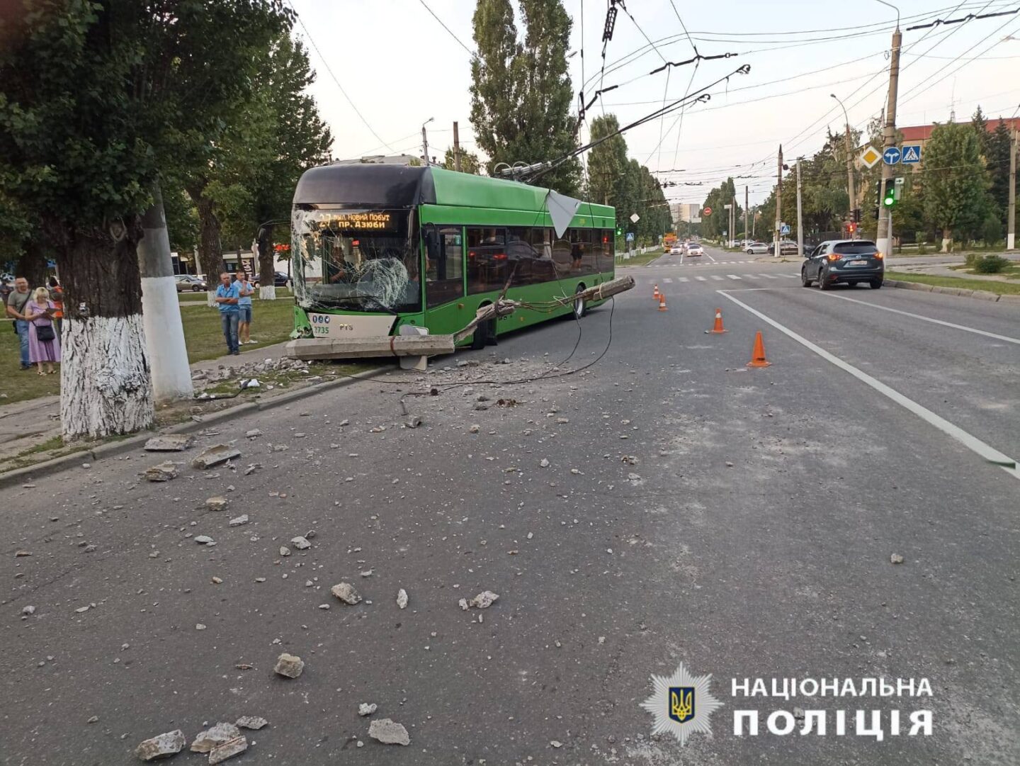 У Харкові на пішохідному переході тролейбус збив чотирьох людей