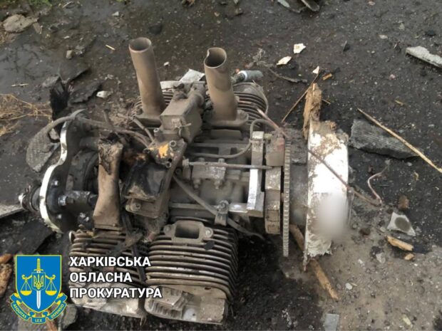 Вночі російські окупанти атакували безпілотниками село на Харківщині