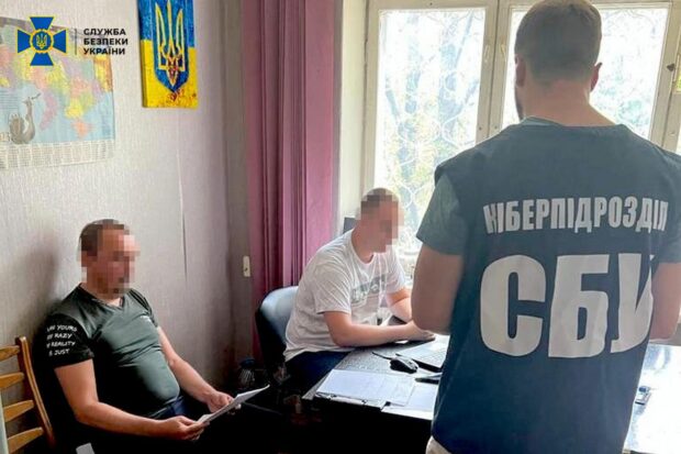 У Харкові затримали чоловіка, який поширював російську пропаганду
