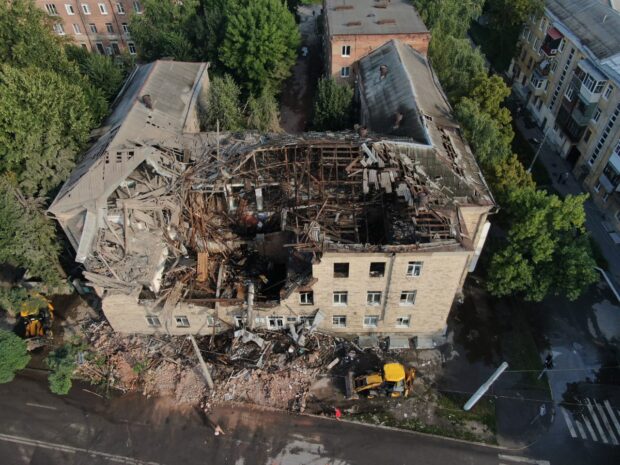 Росіяни обстріляли Харків дронами «Shahed», поранена людина: поліція зареєструвала наслідки