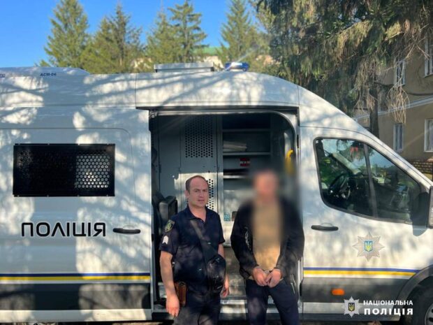 На Харківщині затримали грабіжника, який відібрав телефон у неповнолітньої
