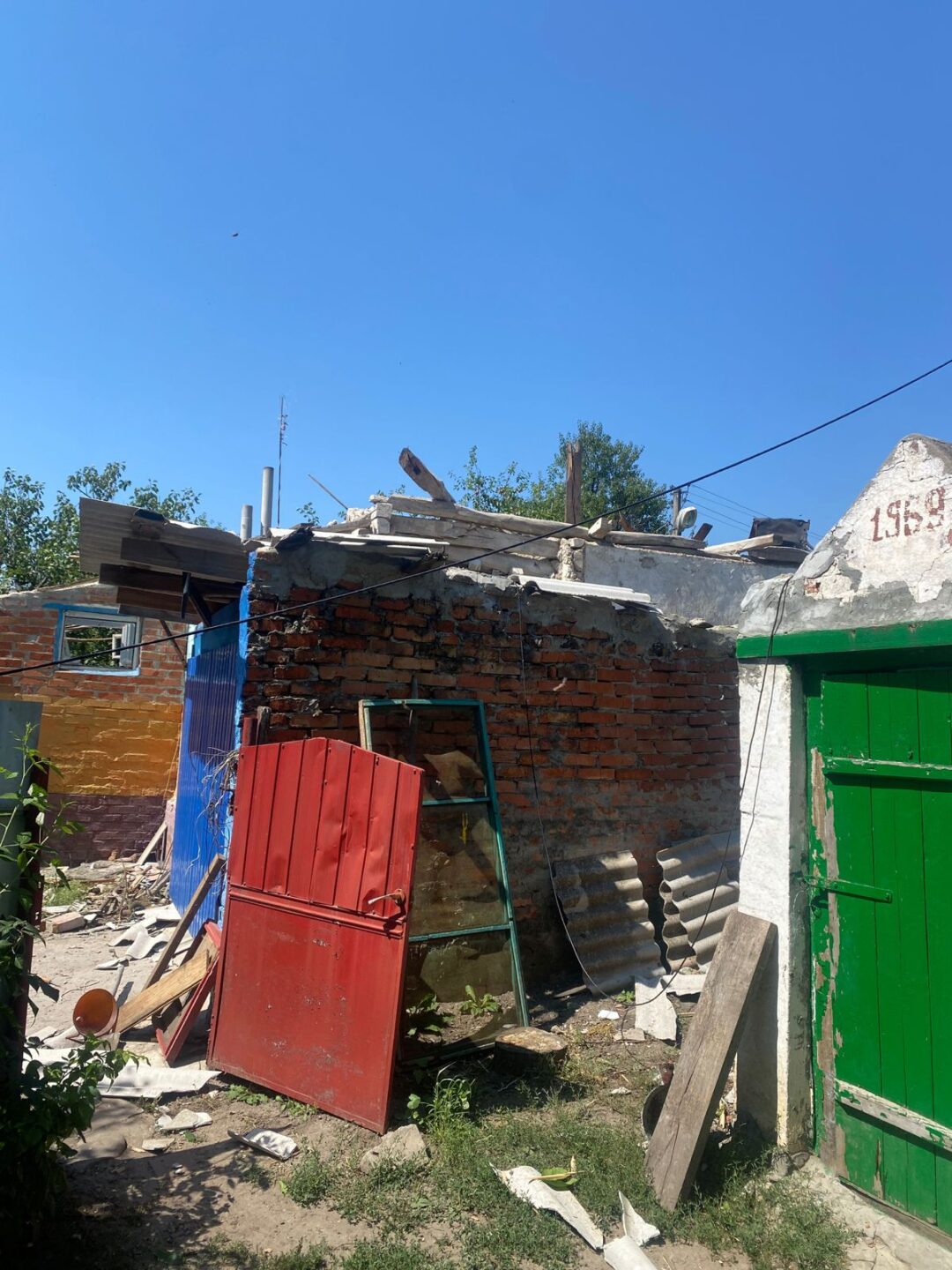 Поліцейські зареєстрували наслідки збройної агресії військових росії в Куп’янському районі