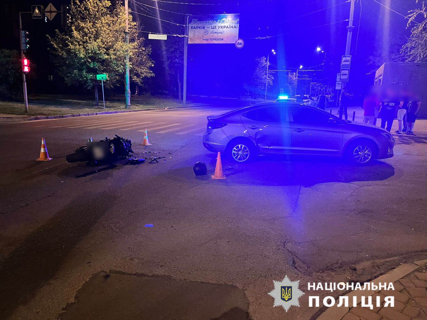 У Харкові в результаті зіткнення мотоцикла та автівки постраждав чоловік