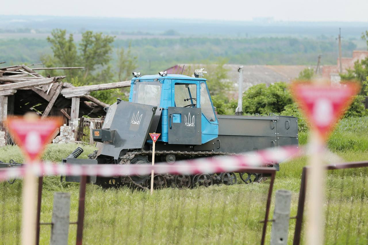 На Харківщині нова машина для розмінування отримала сертифікат