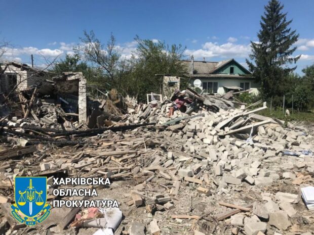Росіяни не припиняють обстрілювати Куп’янщину з артилерії та вбивати мирне населення: загинуло двоє осіб, поранено цивільну мешканку