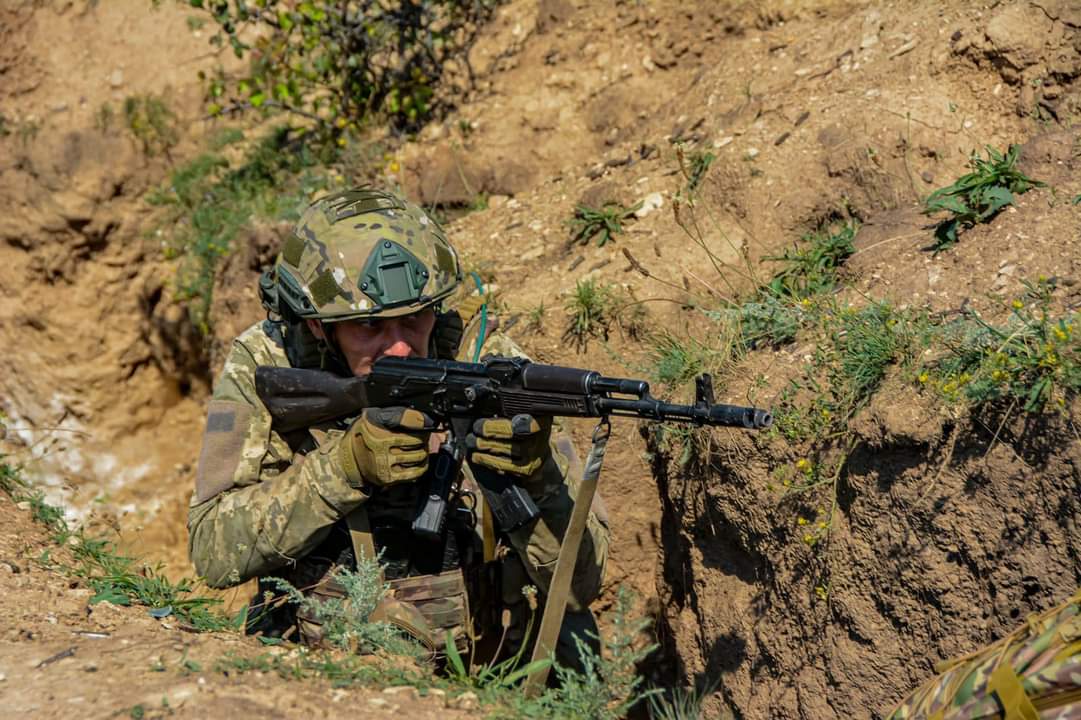 Українські воїни відбили близько 15 атак росіян в районах Синьківки та Іванівки на Харківщині – Генштаб ЗСУ