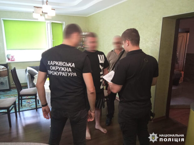 У Харкові викрили керівника благодійного фонду, який організував «схеми» втечі призовників за кордон
