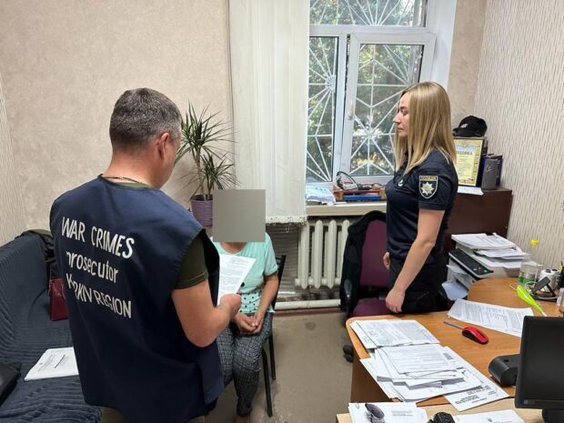 Раділа вторгненню росіян на українську землю: на Харківщині викрито чергову шанувальницю «руського миру»