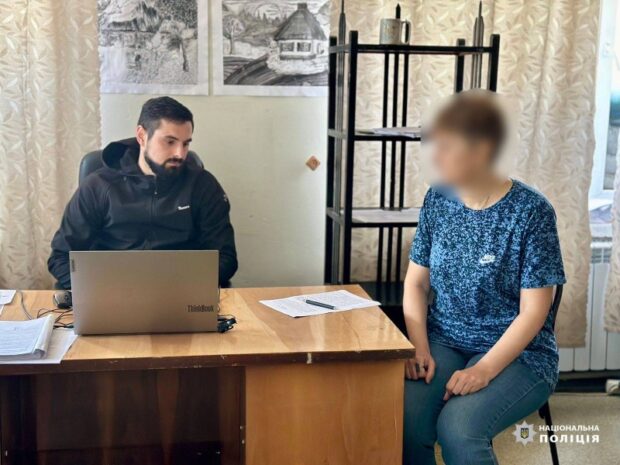 В Ізюмі викрито чергову колаборантку, яка добровільно працювала в окупаційній адміністрації