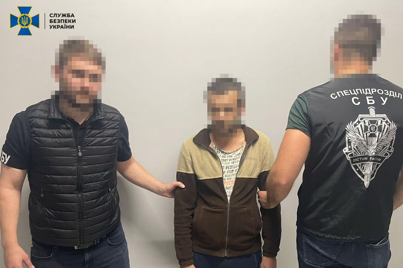 СБУ затримала рецидивіста, який допомагав росіянам встановлювати мінні поля під час окупації Харківщини
