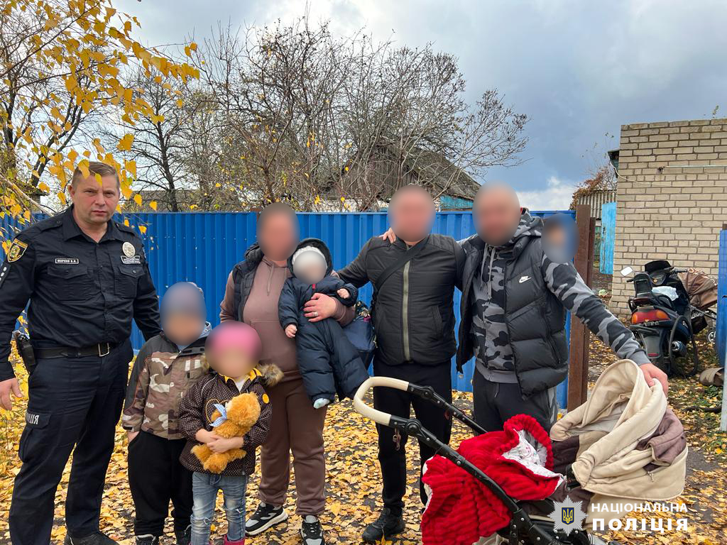 З Борової на Харківщині евакуювали 17 людей, серед яких — діти