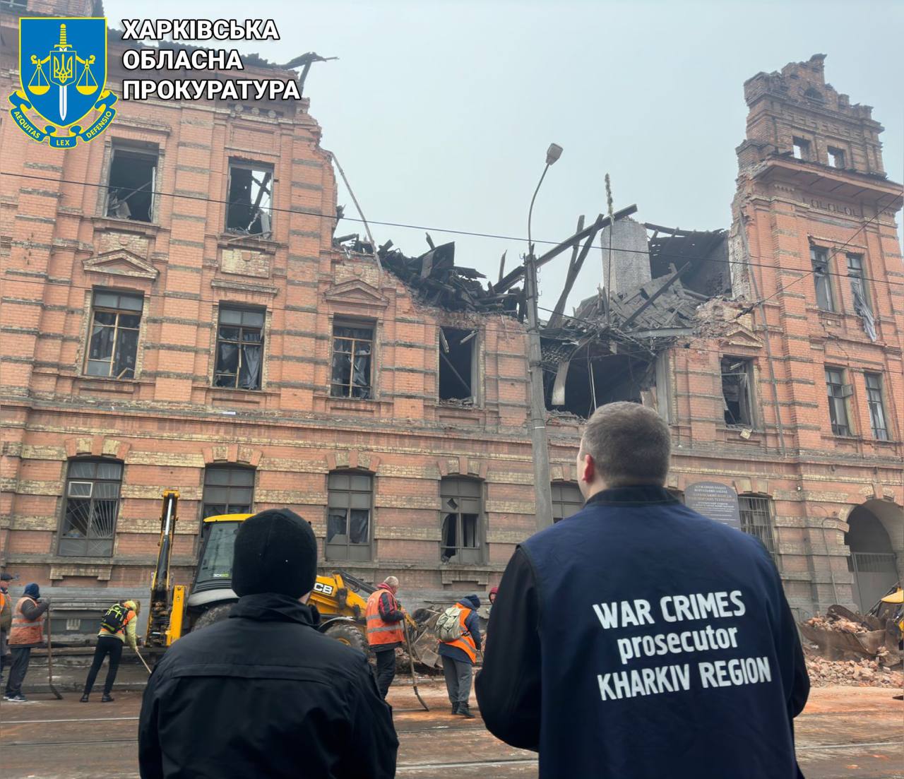 Ворог здійснив масовану атаку безпілотниками по цивільних обʼєктах Харкова та передмістю: серед постраждалих двоє дітей