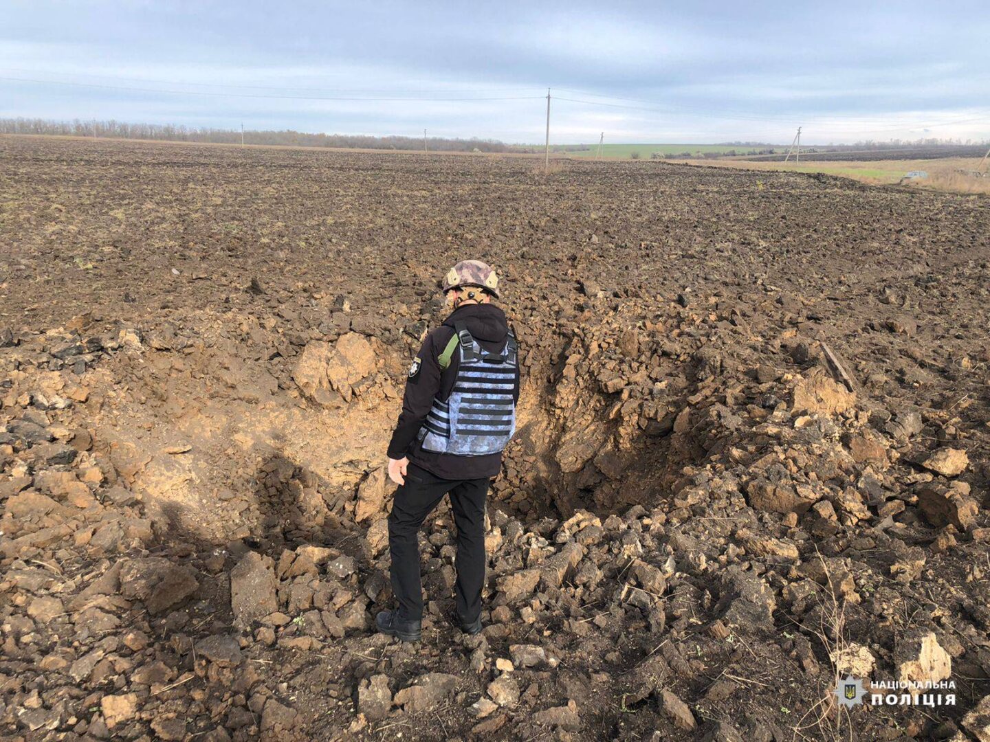 Окупанти продовжують наносити удари по прикордонним населеним пунктам Харківщини: поліція документує наслідки воєнних злочинів