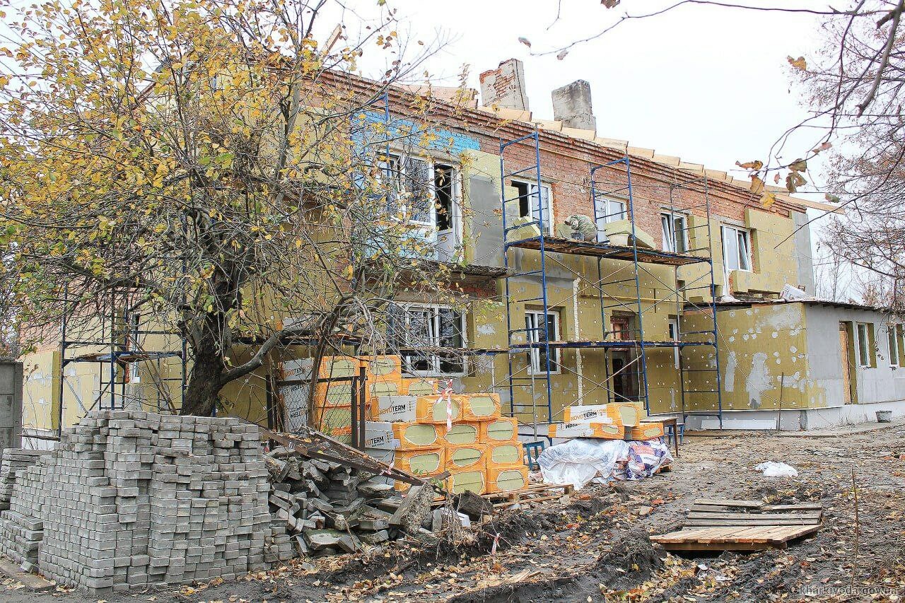 У Старосалтівській громаді відновлюють багатоповерхівки, ліцей та амбулаторію