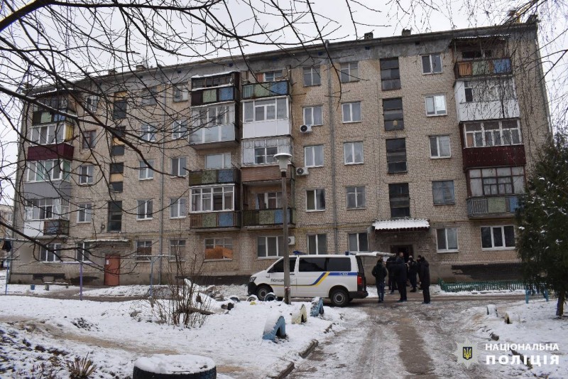 На Харківщині затримали чоловіка, який до смерті забив сусідів