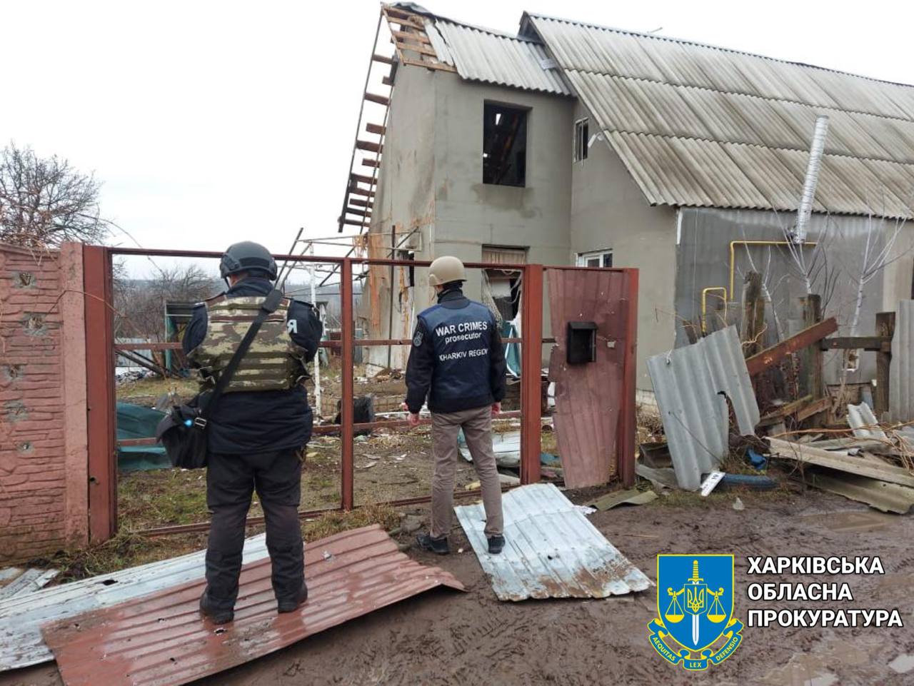 Росіяни обстріляли будинки мирних жителів у селі на Харківщині