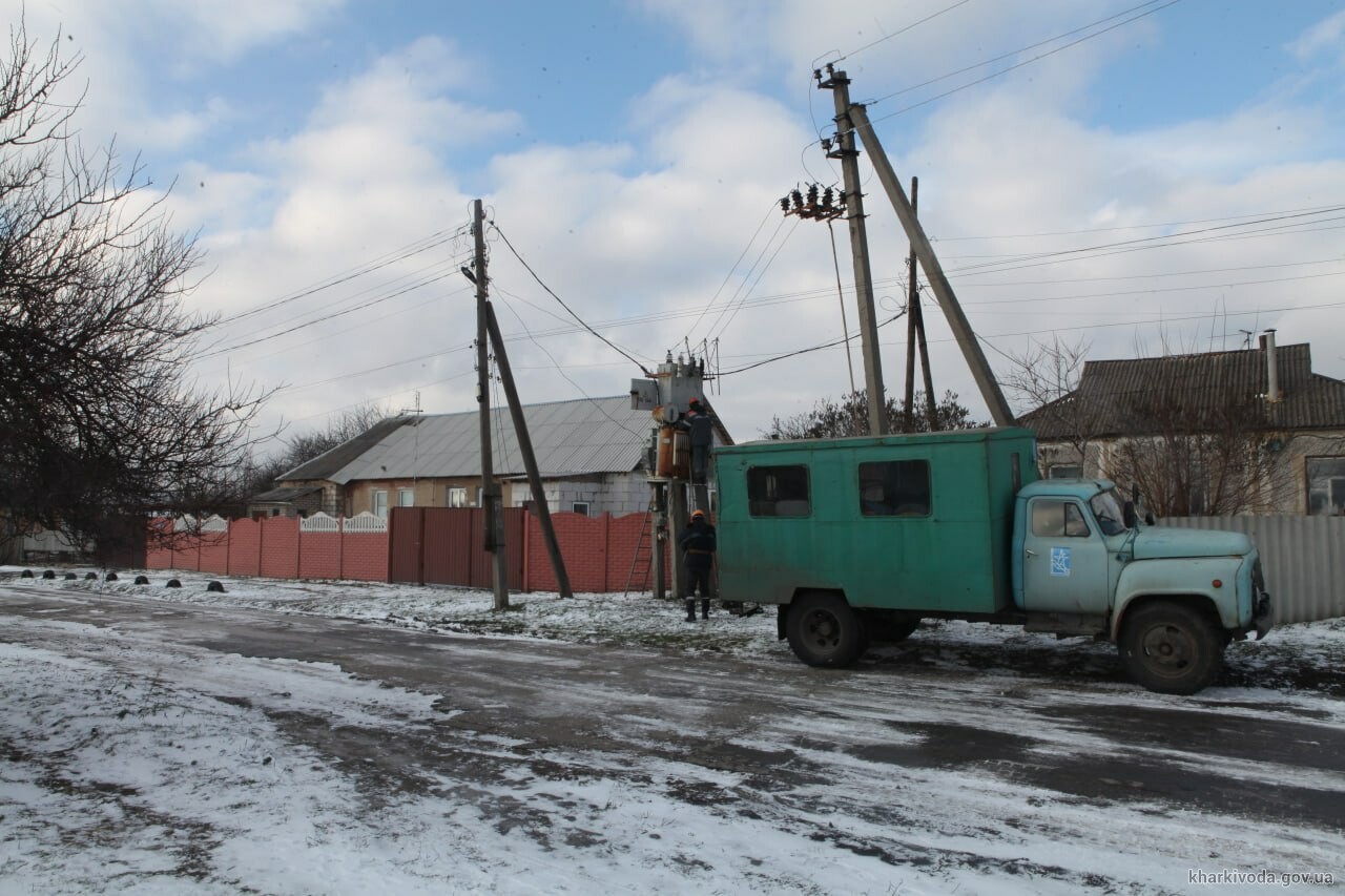 У селі Дубівка Дергачівської громади повністю відновили електропостачання