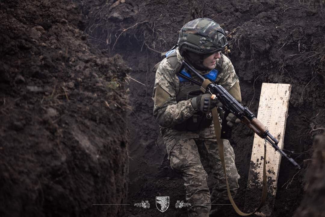 В районах Синьківки, східніше Петропавлівки та Іванівки на Харківщині українські воїни відбили 16 російських атак - Генштаб ЗСУ