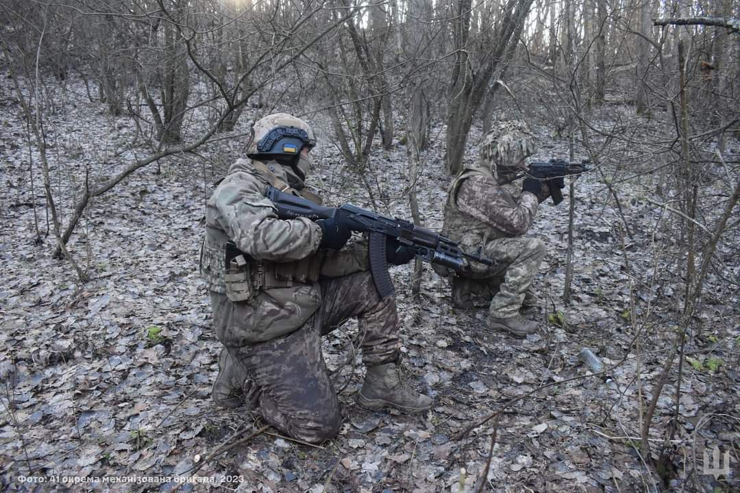 Українські воїни відбили 9 атак ворога біля Синьківки та східніше Іванівки на Харківщині - Генштаб ЗСУ