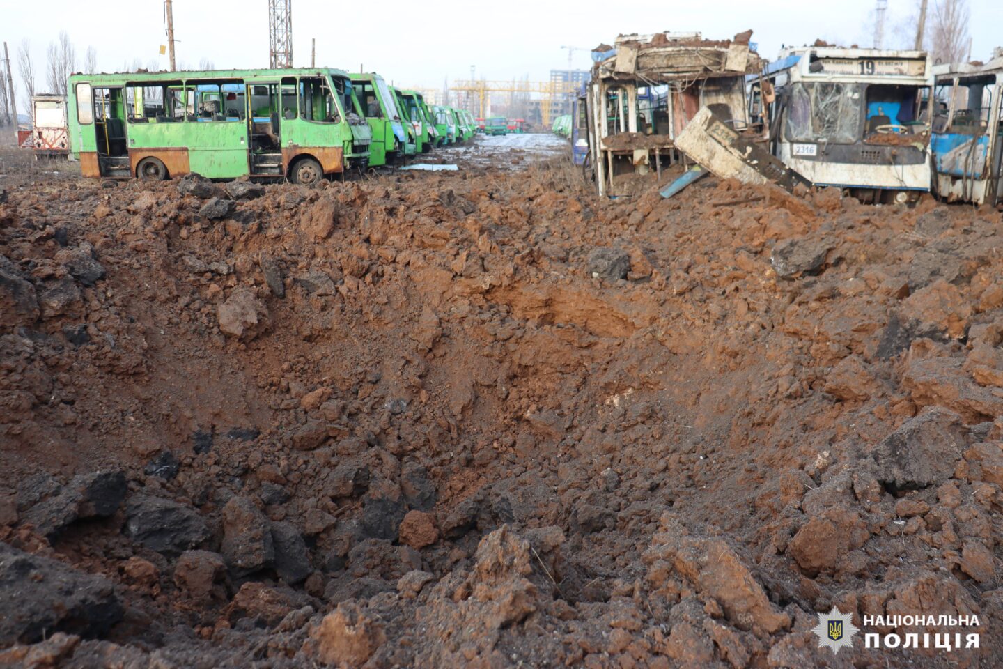 Вночі росіяни обстріляли Харків: слідчі задокументували наслідки воєнних злочинів окупантів