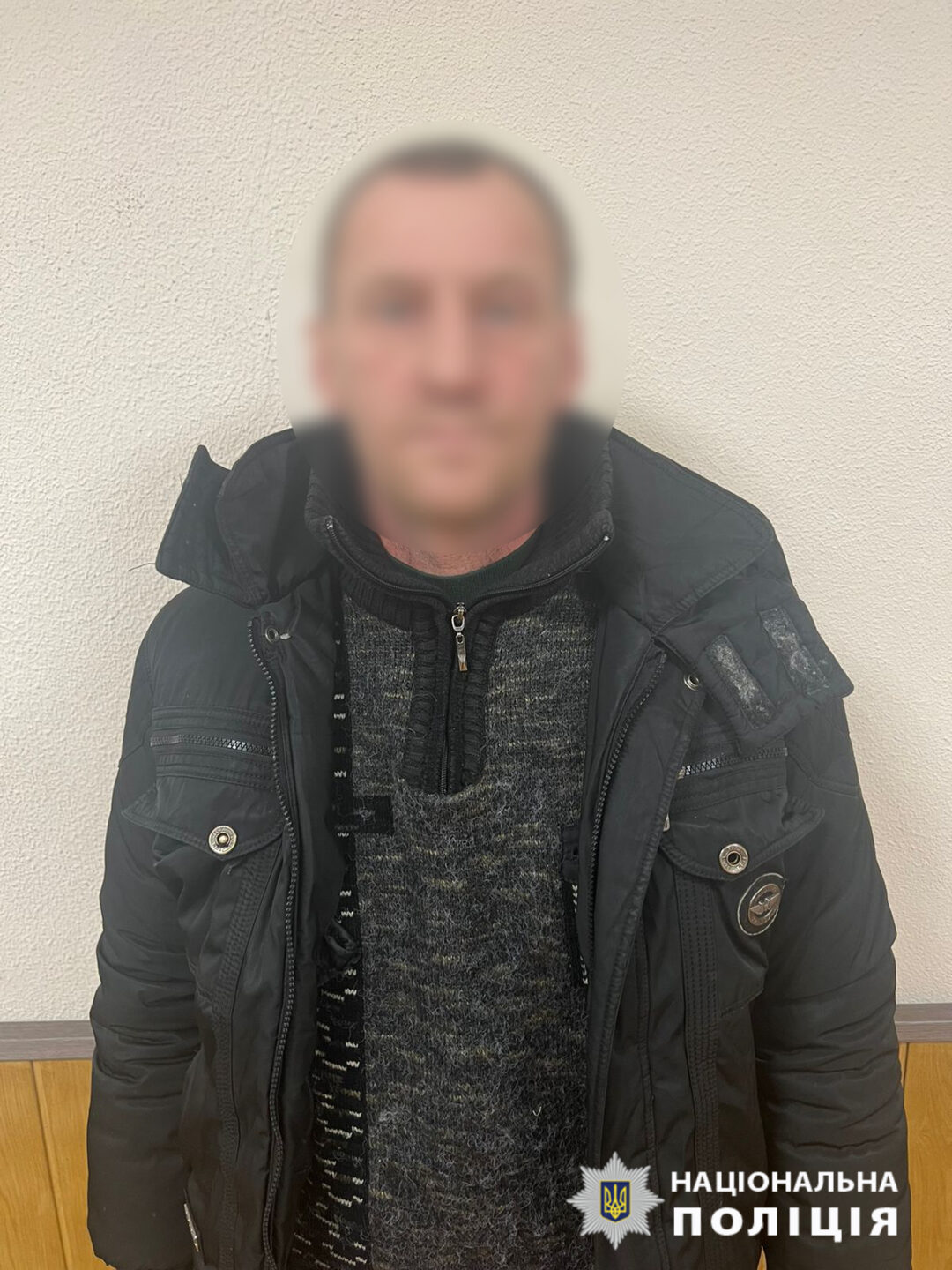 У Харкові повідомили про підозру чоловіку, який в під'їзді пограбував літню жінку